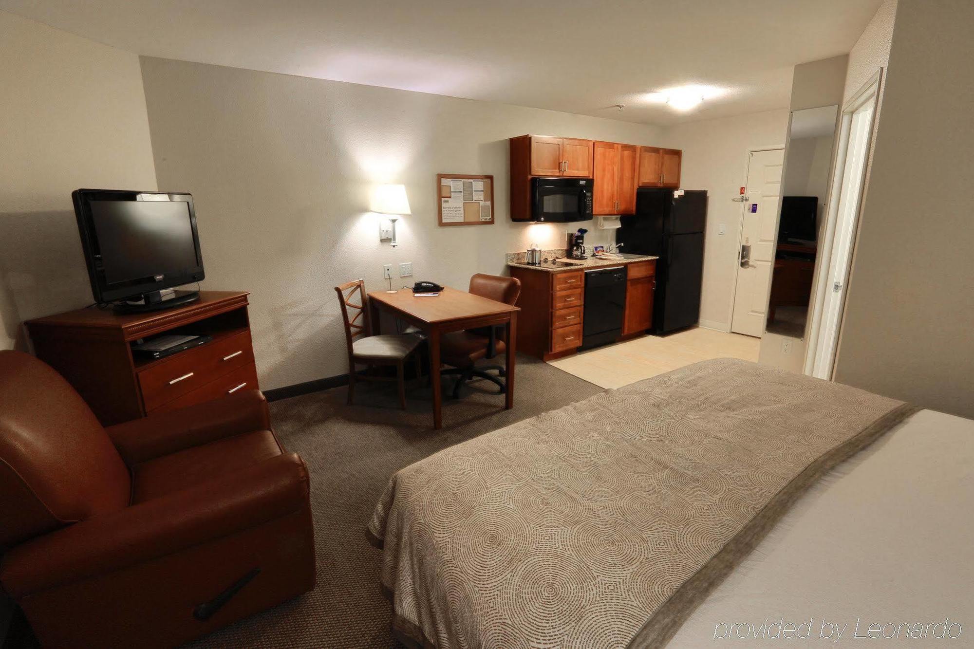 Candlewood Suites Plano East By Ihg Εξωτερικό φωτογραφία